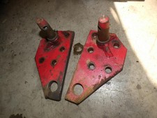 IHC Mc Cormick 523 624 Halter für Unterlenker