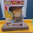 Funko Pop! Vinyl: Dragon Ball - Super Saiyan Son Goku (Mini) (Glow) (Chase)...