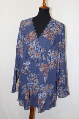 NWT Venezia Sz 22/24 Dark Blue Floral Long Sleeve Faux Wrap Pullover Tunic Top