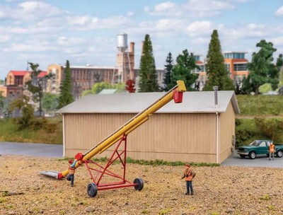Walthers Cornerstone HO Utility Auger Transload Facility Kit 933-4183