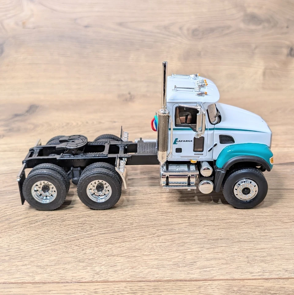 Lafarge Mack Granite Truck Heil Dry Bulk Trailer First Gear 1:34 Scale 19-3477 - Image 2 of 4