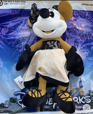 Disney Parks Minnie Mouse Main Attraction Pirates of the Caribbean Plush New