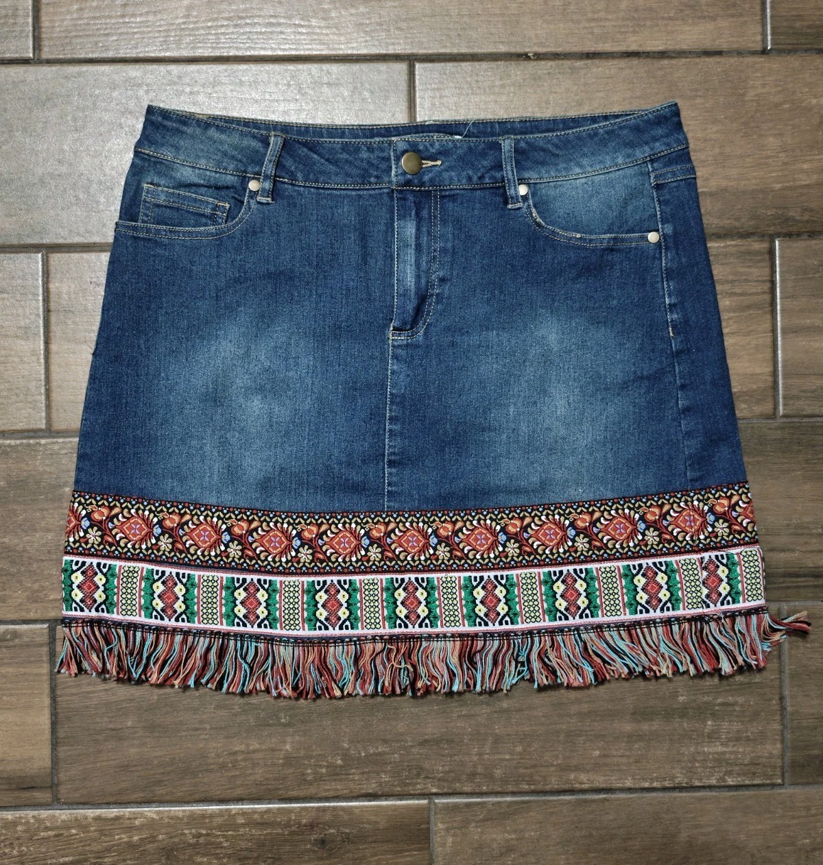 Est. 1946 Denim Boho Jean Skirt Size 14 Women’s Fringe Stretch