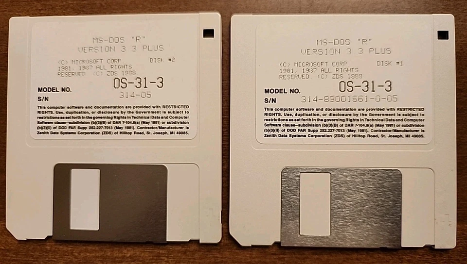 Vintage Microsoft MS-DOS “R” Version 3.3 Plus Model OS-31-3 3.5" Disk Set 1988 - Image 2 of 4