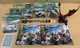 LEGO Castle 7094 King's Castle Siege 10 Minifigures 973 Pieces No Box Pre-Owned