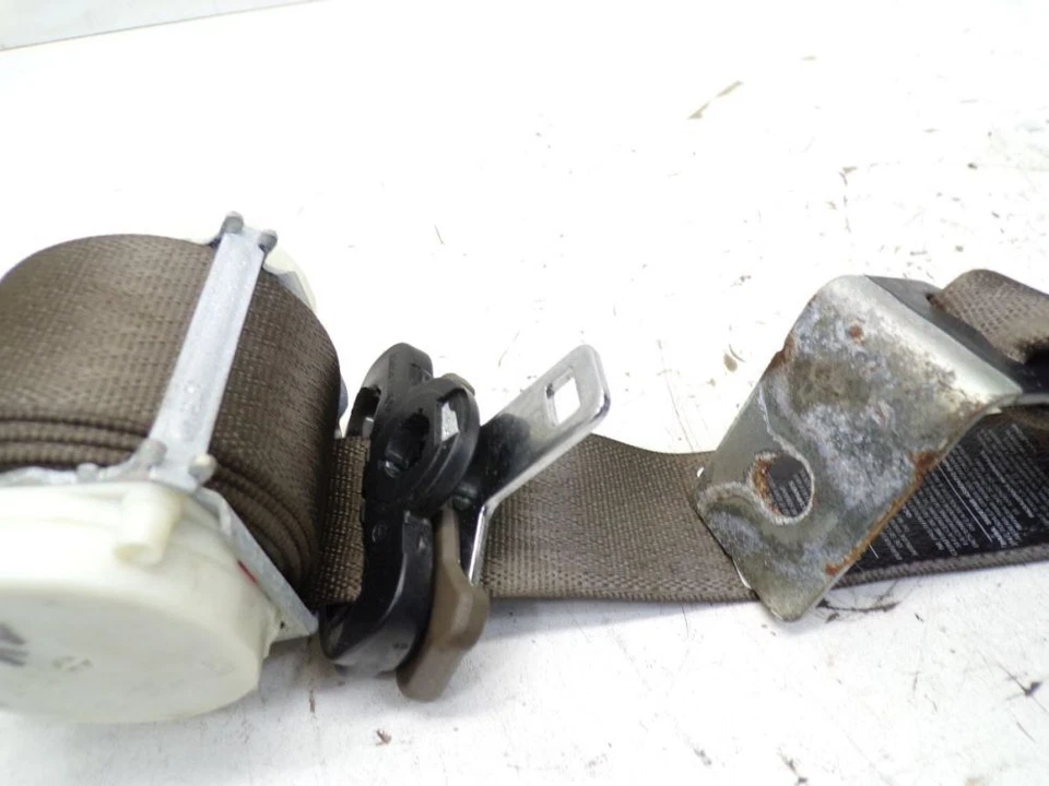 Rear Left Seat Belt Fits for JEEP CHEROKEE LIBERTY (KK) 3.7 V6 4WD - Image 4 of 4