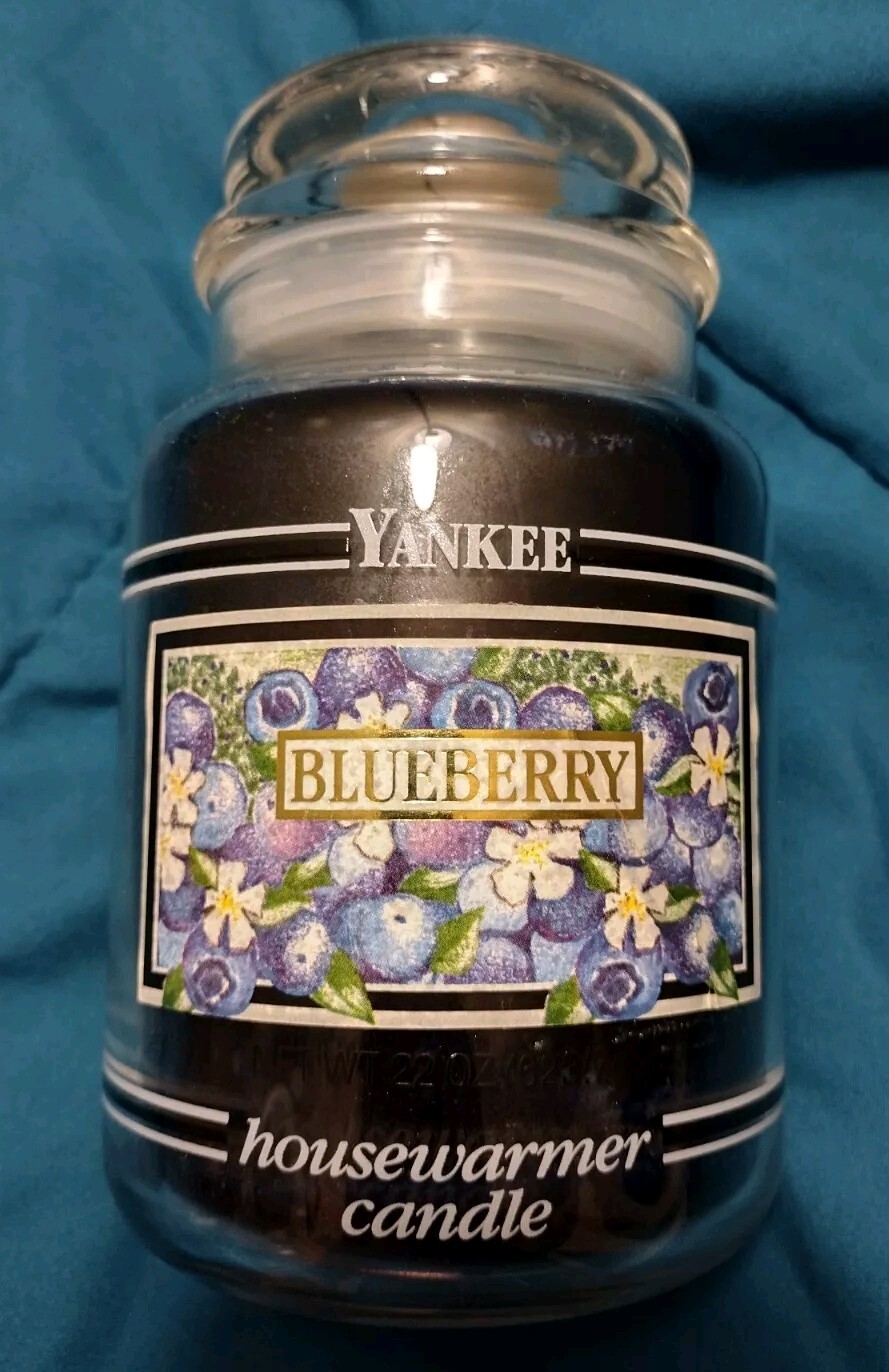 Yankee Candle BLUEBERRY 22oz Large Jar Candle Housewarmer Vintage Label
