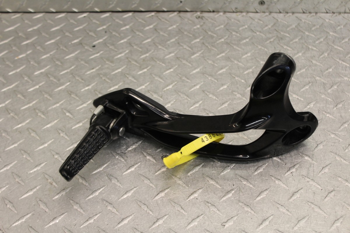 すずき 2006 KAWASAKI NINJA ZX10R ZX1000D RIGHT REAR BACK PASSENGER PEG | eBay