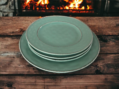 Pier 1 Imports MARTILLO MINT LOT OF 3 Salad & 1 Dinner Plates Hammered Stoneware