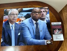 Coach Roy Williams UNC Tar Heels Signed 11x14 Photo- JSA AUTHENTICATED- AUTO HOF