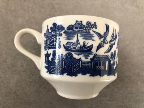 Churchill Blue Willow Ware Vintage - TEA CUP - Picture 1 of 7