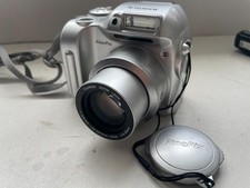 FUJIFILM FUJI FINEPIX 2800 zoom Compact Digital Camera  SD card