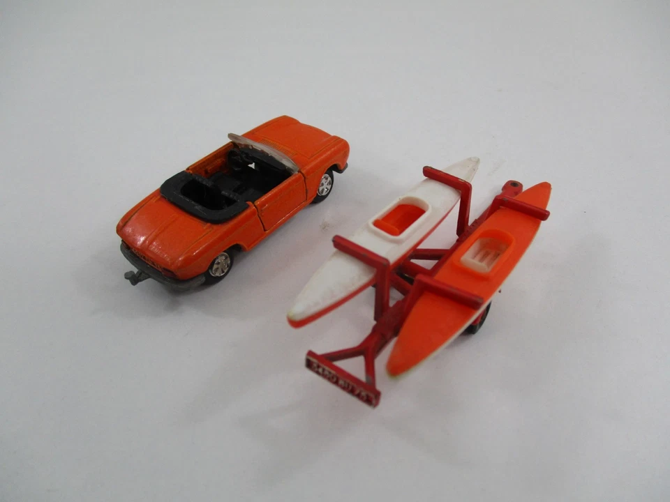 230- PEUGEOT 204 Cabriolet + Canoes MAJORETTE  1/60 - Photo 3/4