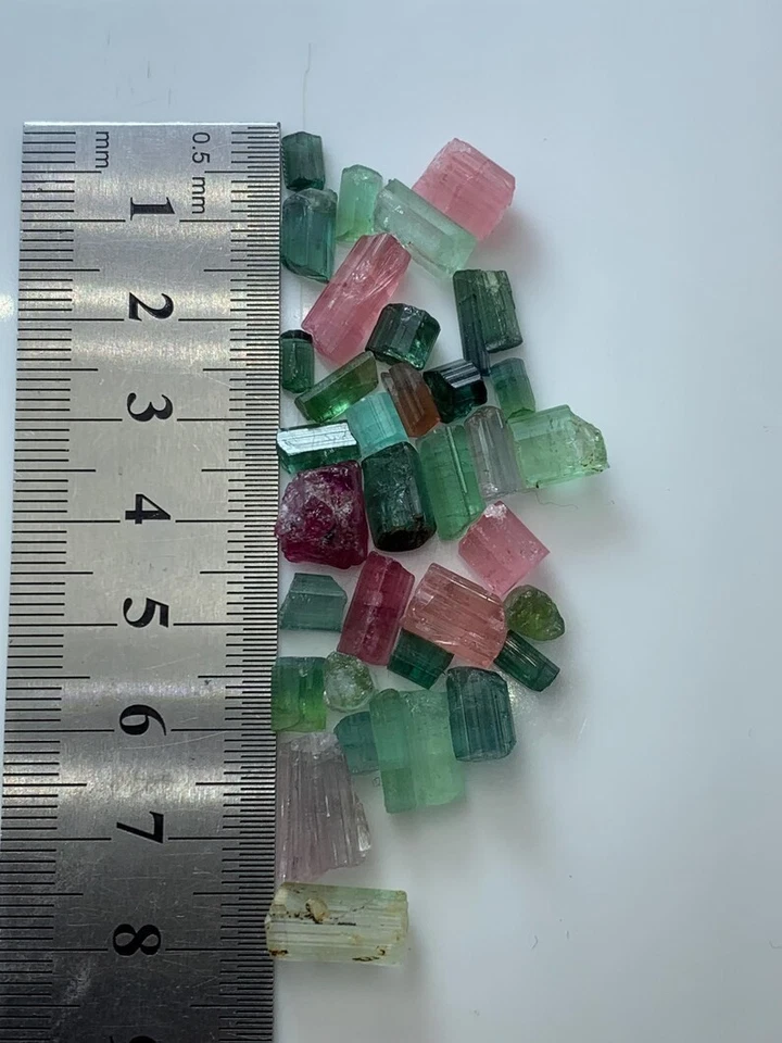 Beauitful Rough Afghanistan Tourmaline Lot – 74 Carats - Image 4 of 4