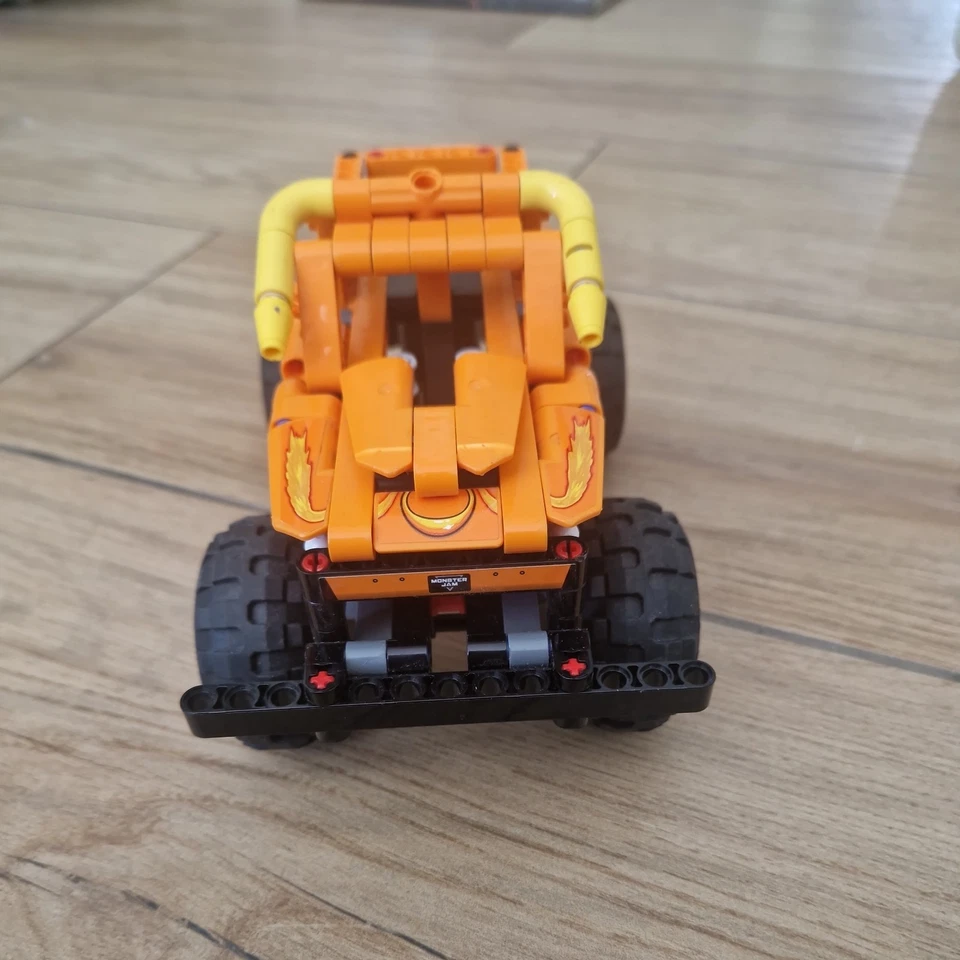 LEGO Technic 42135 Monster Jam El Toro Loco, foto 2 di 5