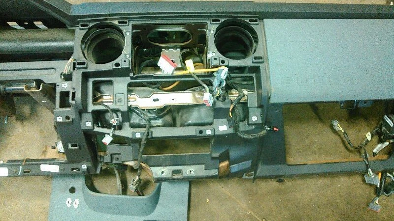 (LOCAL PICKUP ONLY) Dash Panel XL Fits 11-12 FORD F250SD PICKUP 857965 Foto 3 de 4