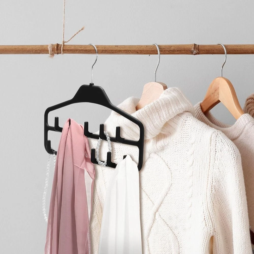 Belt hooks for closet top