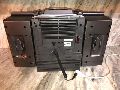 Magnavox AZ9510 Turbo Bass Radio/Cassette Recorder Boombox-VINTAGE