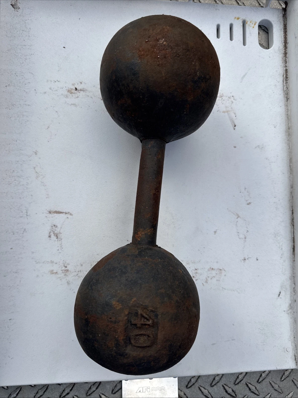 Vintage 40lb Globe Dumbbell Cast Iron Man 40Lb Pounds Weight