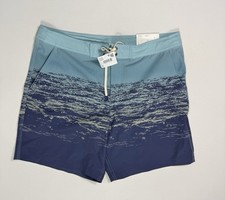 American Eagle At the Knee Board Shorts Blue Ocean Wave Men  s Large NWT Beach