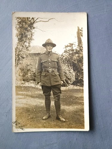 WW1 New Zealand Soldier 1917 Antique Photograph Military Uniform