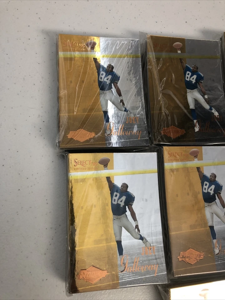 136-1995 Select Certified Gold Seahawks Football Cards #135 Joey Galloway - Image 2 of 4