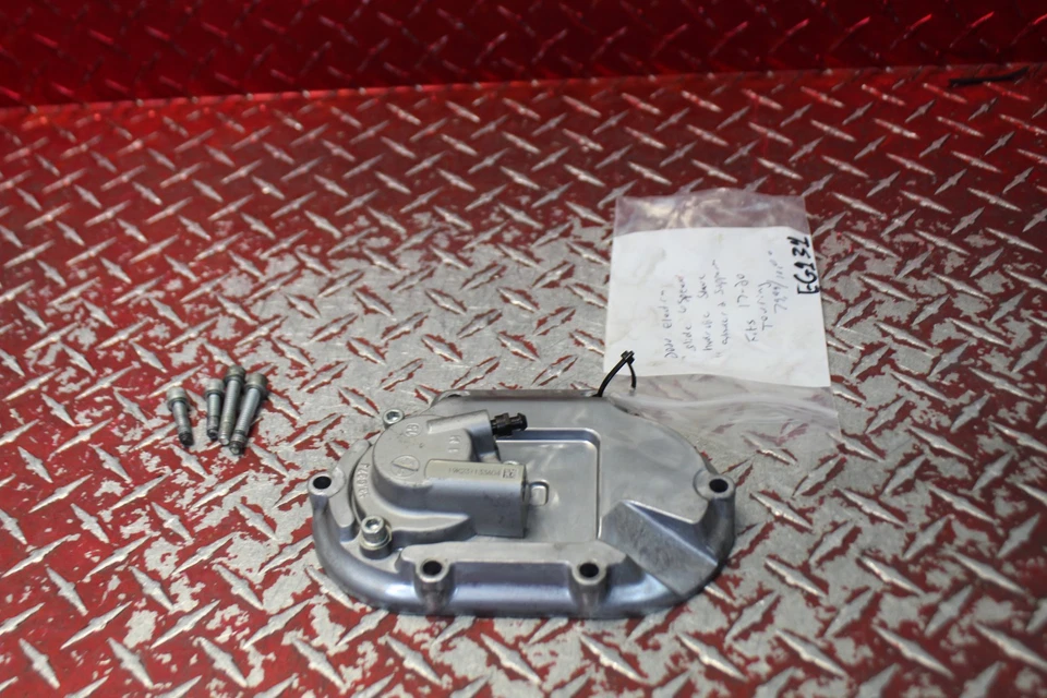 2020 HARLEY ELECTRA GLIDE 6 SPEED HYDRAULIC SLAVE CYLINDER & SUPPORT EG131 - Image 3 of 4