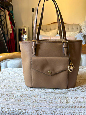 Michael Kors Taupe Tote Bag Gold Hardware Snap Zip Double Handles Inner Pockets