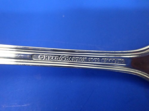 12 Reed & Barton COLONIAL SHELL II Glossy Stainless Flatware 7 1/8" SALAD FORKS - Picture 7 of 7