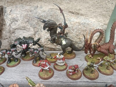 Lot 29 Figurines Jeu Heroscape MB A-23 no HeroQuest Warhammer Lord of the Rings