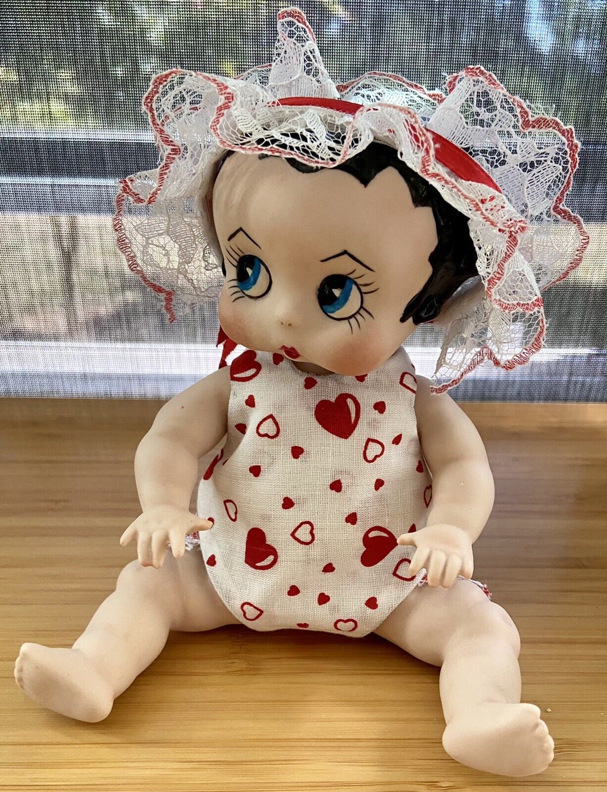 Vintage Betty Boop 8” Bisque Doll.