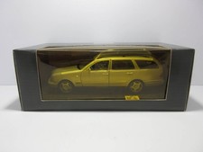 1/18 Mercedes-Benz 2ndGeneration E-Class T Model Avantgarde Wagon Silver Minicar