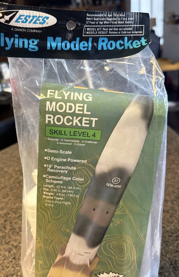 Estes V-2 kit de foguete modelo voador escala 1926 alemão V2 modelo foguete novo lacrado  - Imagem 2 de 4