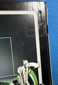 LEGO Technic 24 Hours Of Le Mans Race Car 42039 *NEW SEALED* 2013 Green Racecar