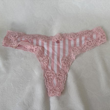 VICTORIA'S SECRET M PINK WHITE STRIPE LACE THONG PANTIES COTTON NWT