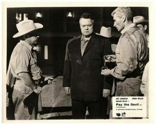 Tarjeta de vestíbulo original Pay the Devil esposas de rifle Jeff Chandler Orson Wells 1957