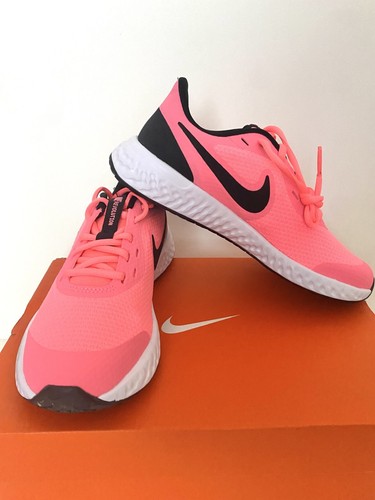 Nike Revolution 5 GS Damen Mädchen Sneaker - Sunset Pulse/White BQ5671 602 UK 4 - Bild 12 von 12