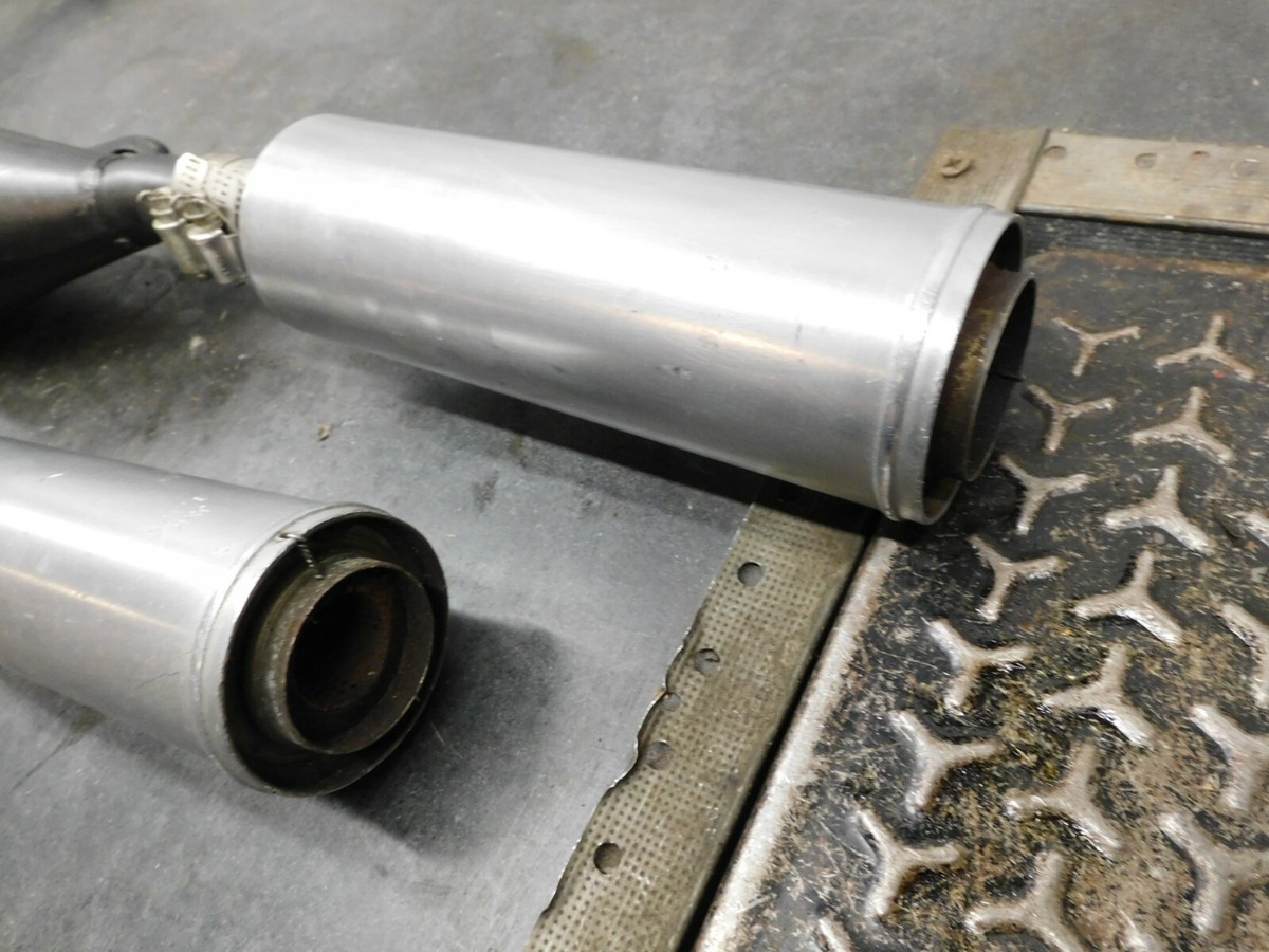 Suzuki Gamma RG 250 RG250 original Expansion Chambers #1 2455 | eBay