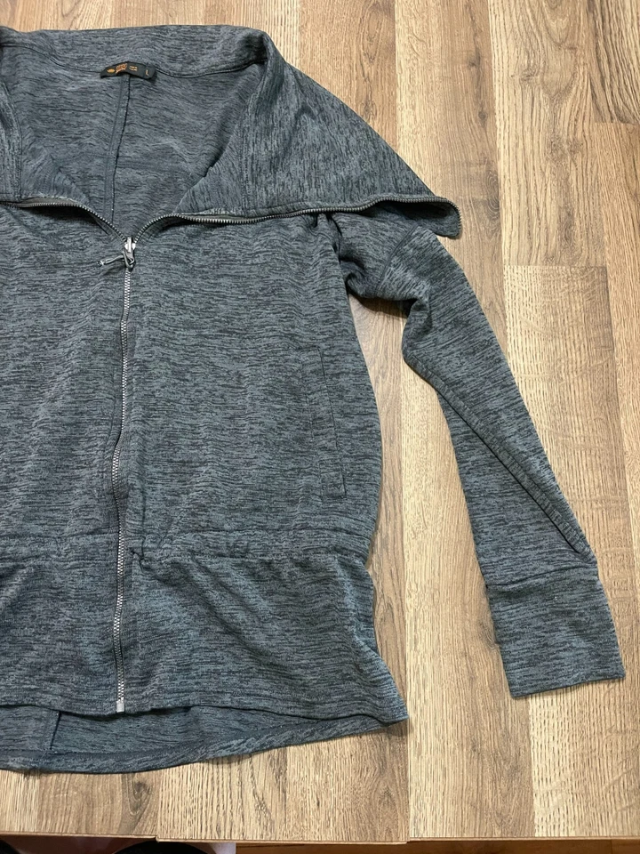 Sudadera Energy Zone, Para Mujer Talla Grande, Verde Negro, Cremallera Completa Foto 4 de 4