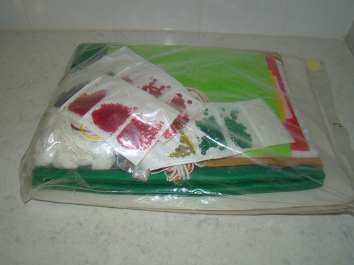 NEW Vintage LeeWards Christmas Gingerbread Tree Skirt Kit 1980 - Picture 5 of 7