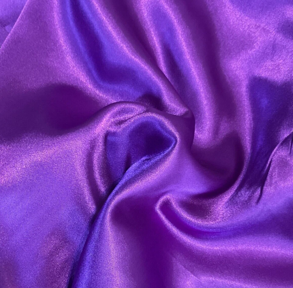 Tela satinada púrpura Westwood vintage 72" x 43" costura artesanal hágalo usted mismo Foto 3 de 3