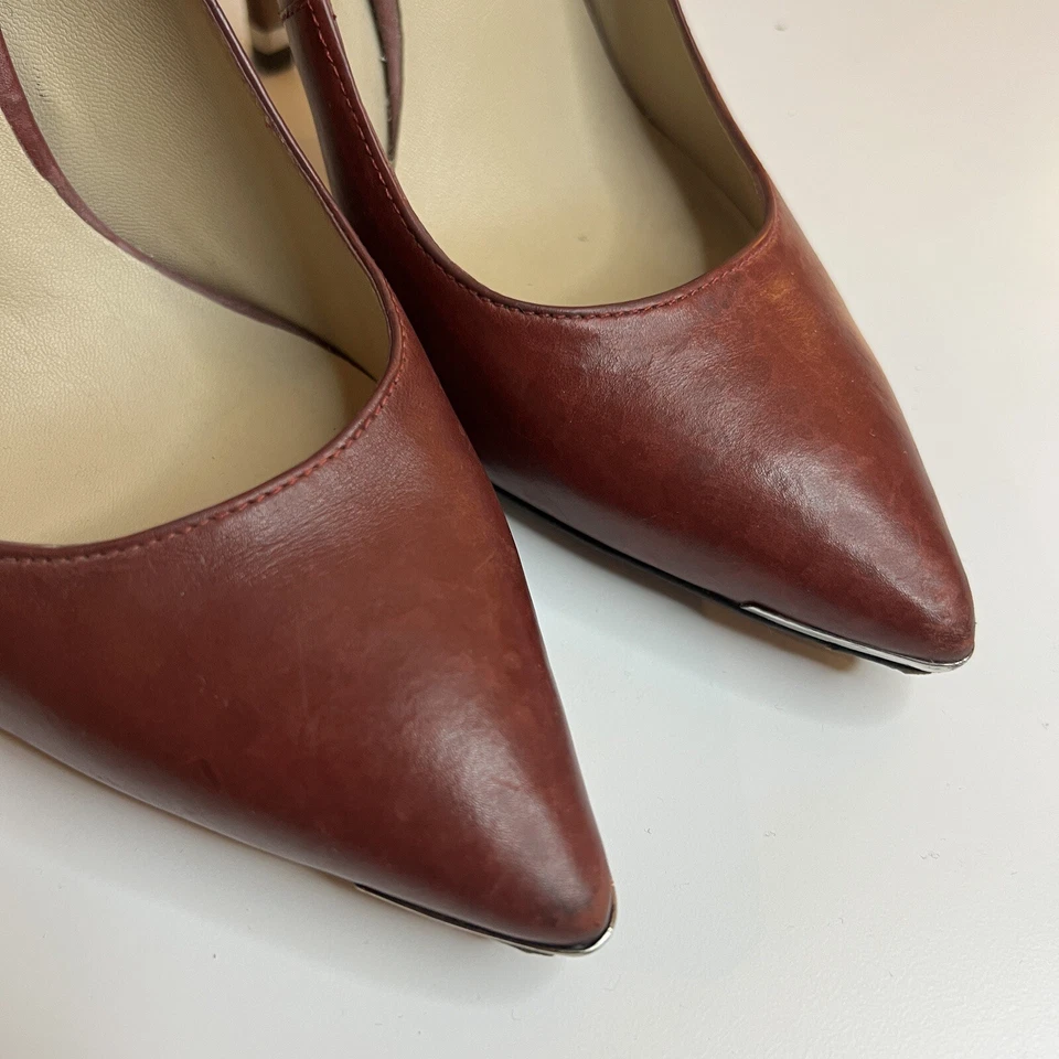 Zapatos de salón clásicos Michael Kors línea principal borgoña punta talla 6,5 tacón de aguja Foto 2 de 4