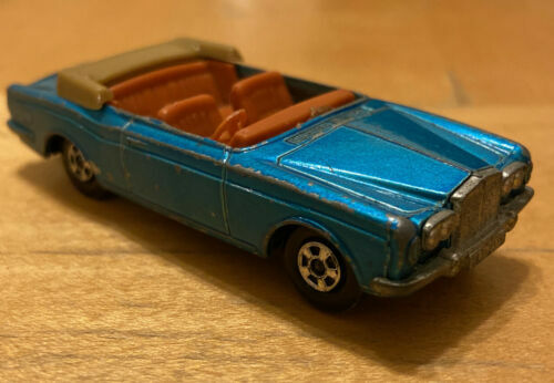 Matchbox #44 Rolls Royce Phantom V color is pinkish tan in