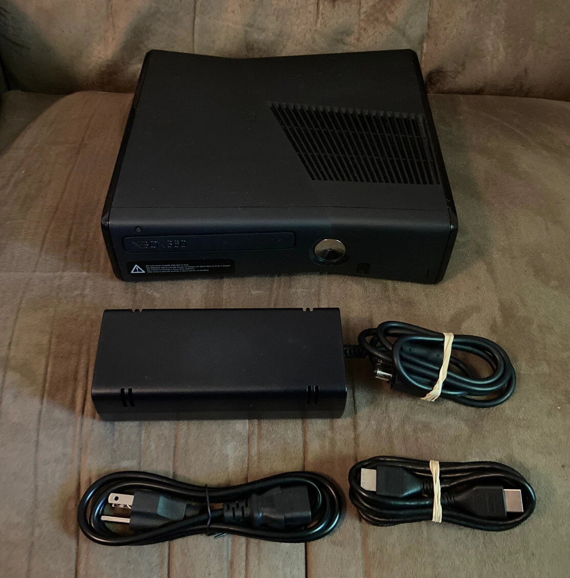 Xbox 360 hotsell s black 250gb