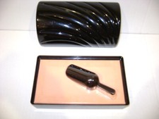 Vintage Revlon Scoundrel Perfumed Bath Petals 3 1/2 oz Rare - Free Shipping