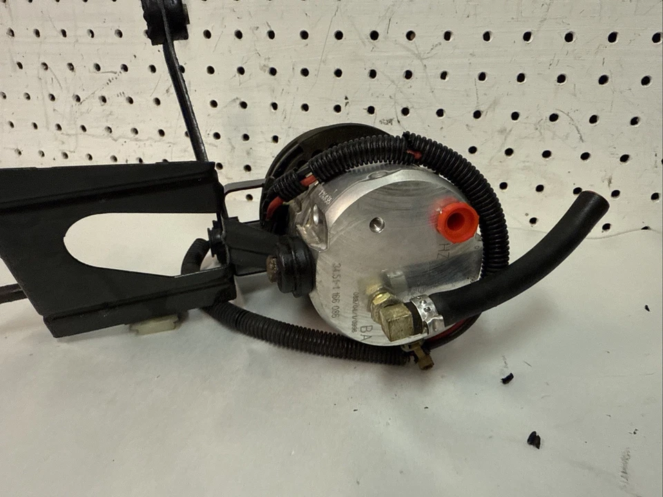 BMW E46 325i 330i 318i 2001 sedán DSC control de tracción ABS bomba compresora Foto 2 de 4