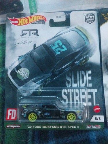 Team RTR Hotwheels Confezione Combo - Foto 3 di 6