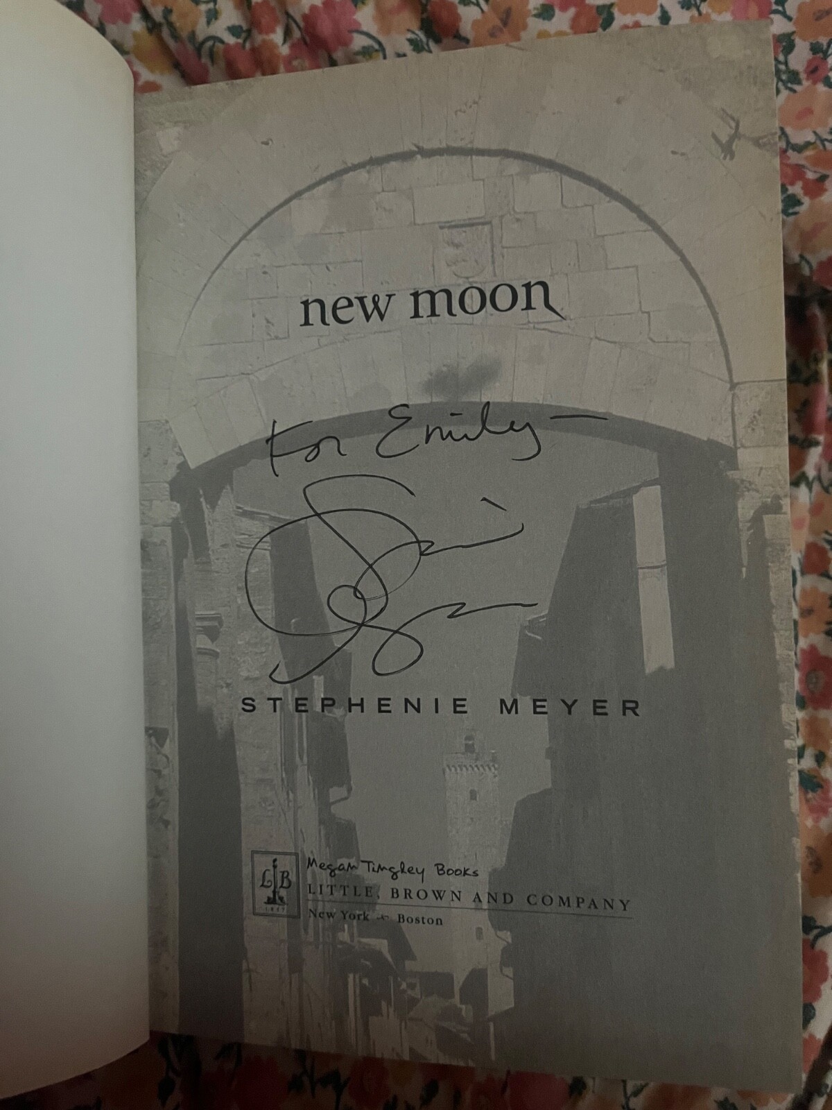 New Moon by Stephenie Meyer SIGNED COPY (2006, Hardcover)