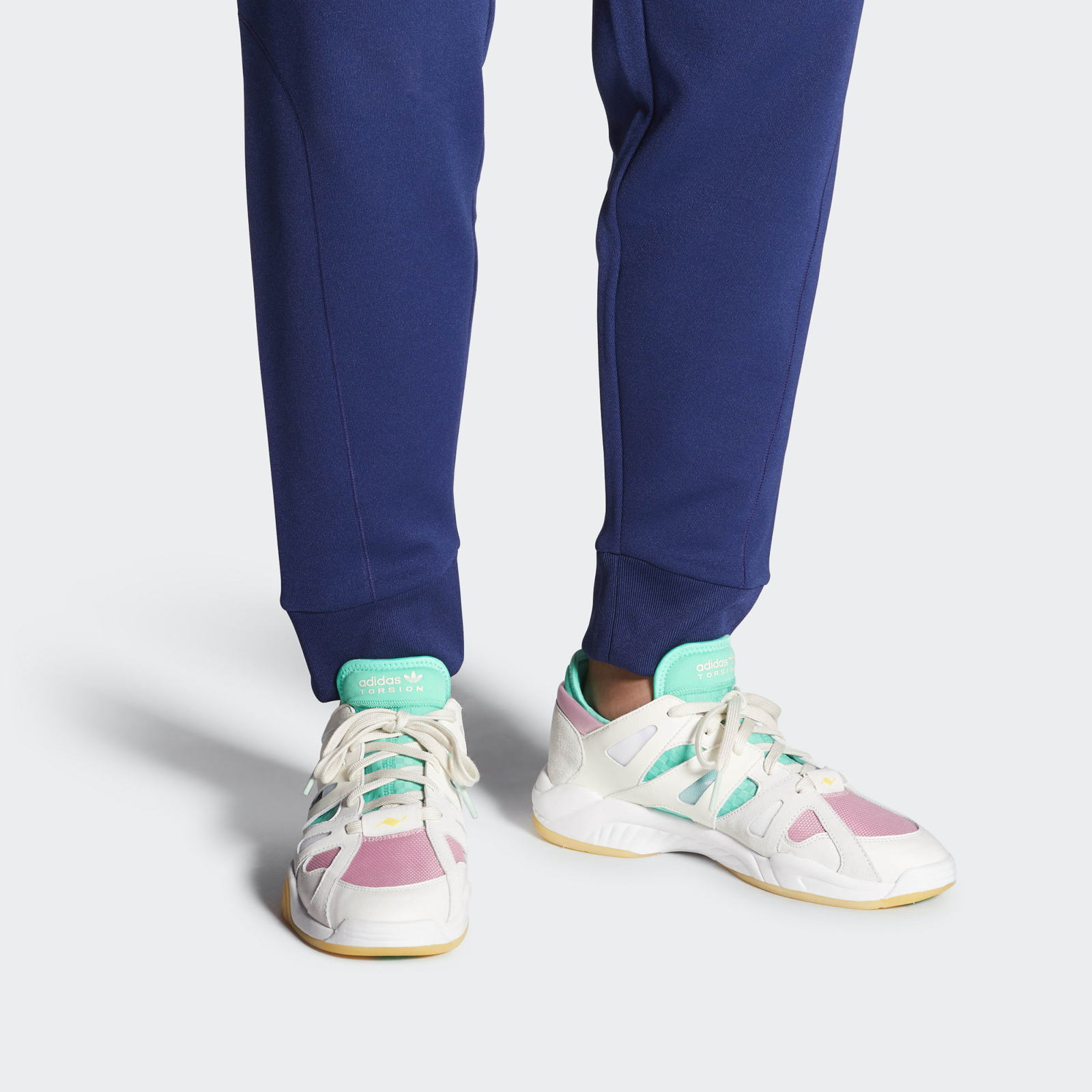 adidas torsion pink and green