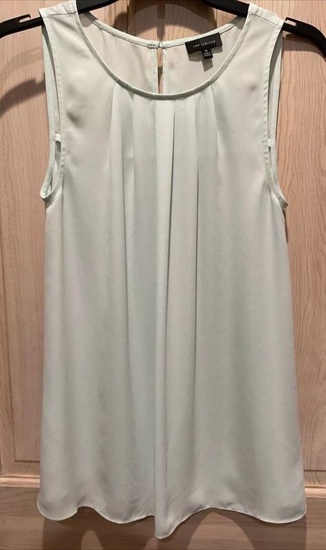 The Limited Belk XS Blouse Tank Top Sleeveless Aqua Blue Green Shirt Pre-Owned